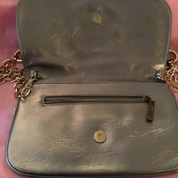Tory Burch Flap Metallic Leather Clutch Silver - Picture 3 of 9